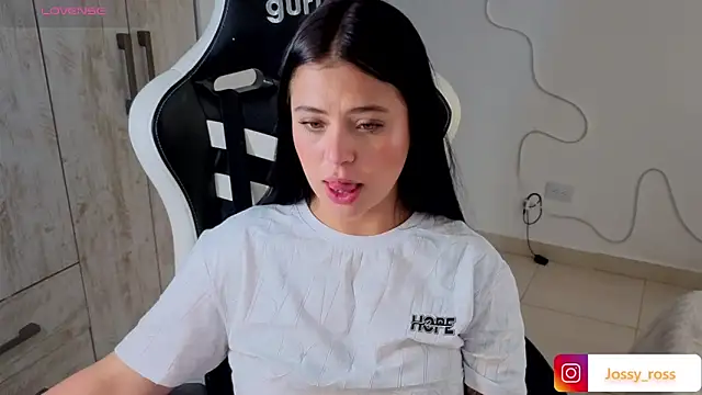 Victoryyy_'s Live XXX Chat