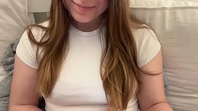 Lucyschickt's Live XXX Chat