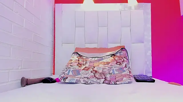 Chat XXX en directo de Demi_hot69