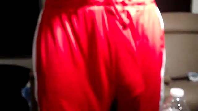 ThickD2C: απευθείας συνομιλία ΧΧΧ