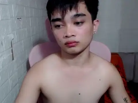 Sky_hot123 Show in webcam