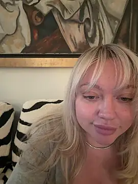 misstitmouseofficial 现场XXX聊天