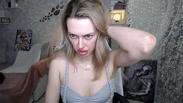 NickyAdamidi – Live XXX-chat