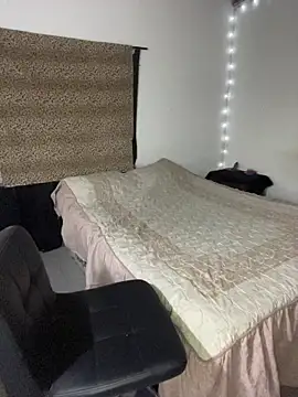 Sembang XXX Secara Langsung anoramarlowe