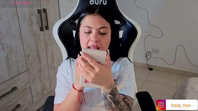 Victoryyy_ élő XXX-chatje