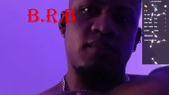 JhonBlacke élő XXX-chatje