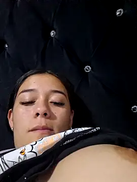 XXX chat uživo modela AlessiaKnox