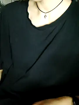 AashikalaaのライブXXXチャット