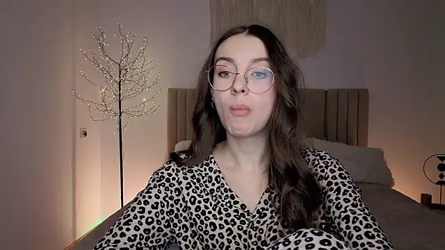 Chat +18 de Real_cutie1 ao vivo