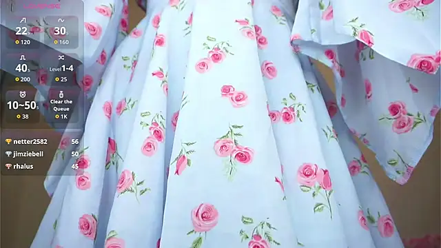 ToyaPletz Chat XXX in diretta