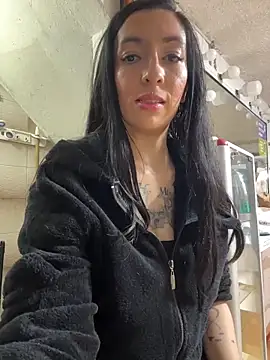 SALOME_KORLAND's Live XXX Chat