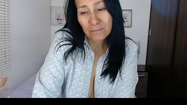 Maira_B's Webcam Show