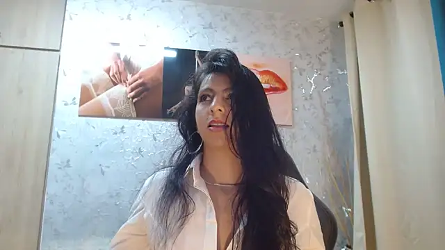 PaulinaRubio_'s Live XXX Chat