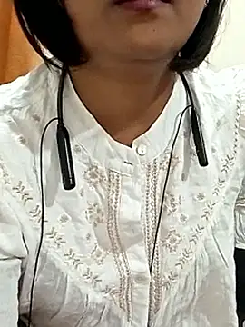 Queen_Kushi4's Live XXX Chat