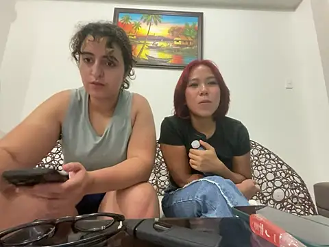 yassiestar's Live XXX Chat