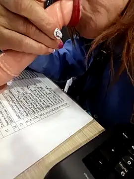 LORENA--01: онлайн-секс-чат