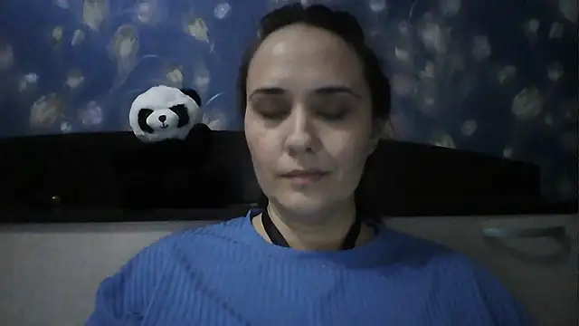 Alisa07qw 라이브 XXX 채팅