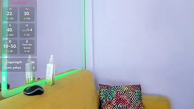 AlaiaWindsor: онлайн-секс-чат