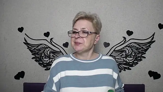 Chat +18 de EmiliaGree ao vivo