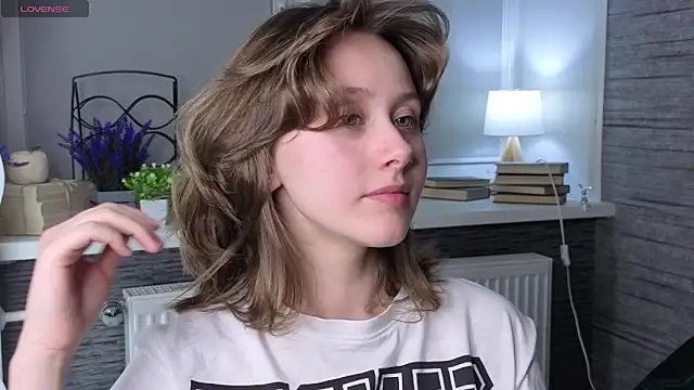 EthalBuffkin Chat XXX in diretta