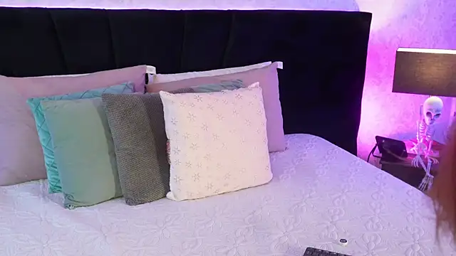 แชท XXX สดของ mariianna_lopez_