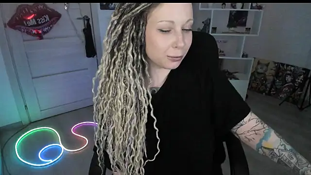 HoneySallyMoore's Live XXX Chat