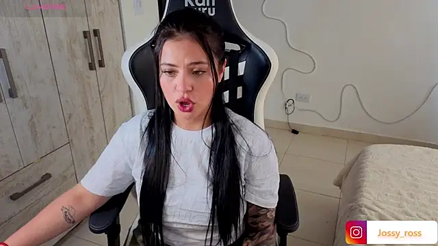 Victoryyy_ élő XXX-chatje