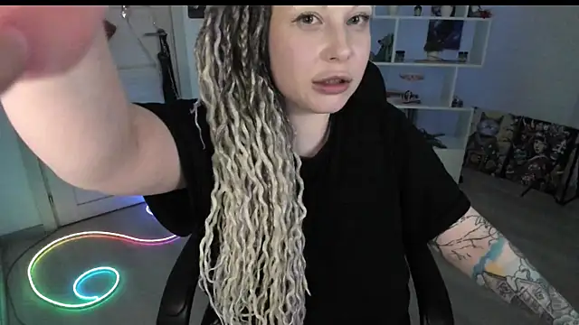 HoneySallyMoore's Live XXX Chat