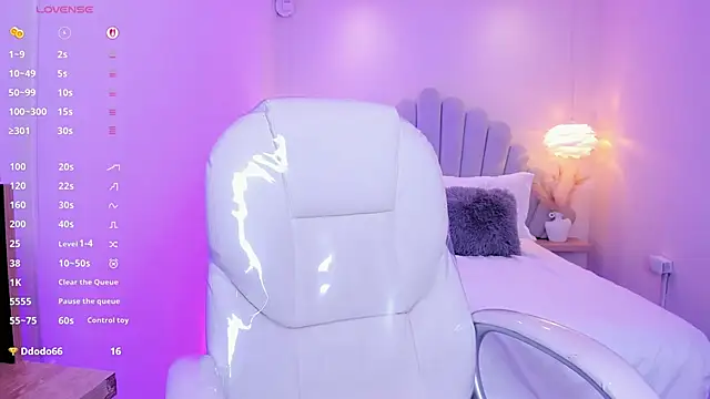 แชท XXX สดของ AzuraKindong