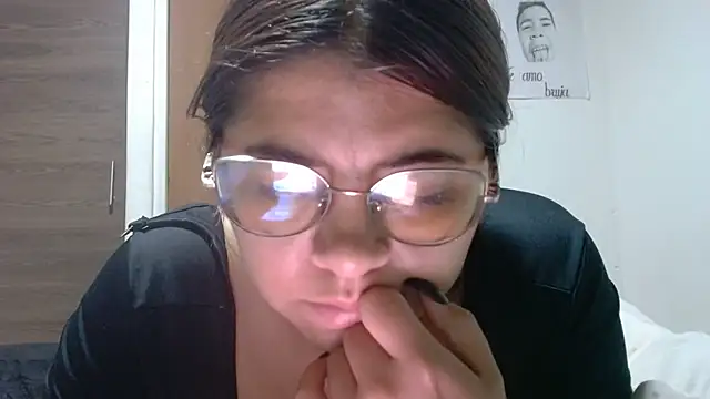 แชท XXX สดของ viccky_vick