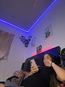 I_am_Zoe_Hot Adlı Modelin Web Kamerası Şovu