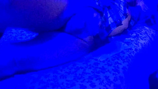 Webkamerová show tobikoyuzu