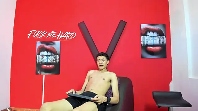 دردشة AVENGER_BOYS2026 الجنسية المباشرة