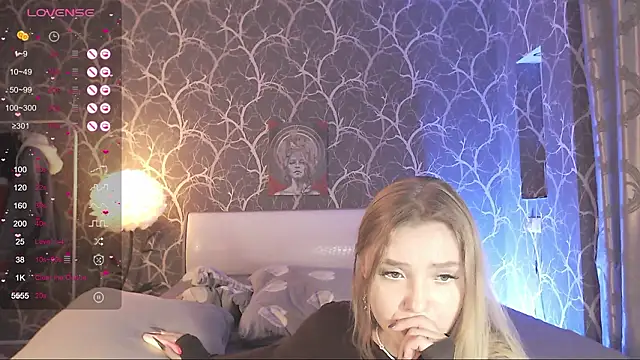 Chatroom XXX en direct de MiaMiaMeow