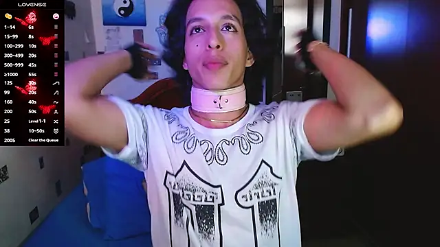 DannyPhantom555 即時 XXX 聊天