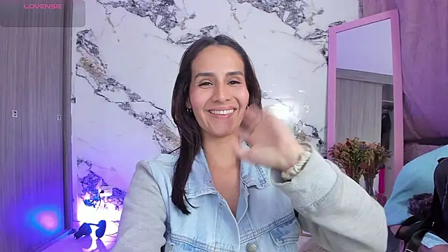 Annaross2: απευθείας συνομιλία ΧΧΧ