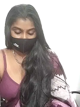 Czat XXX na żywo – Tamil_Azhaghi