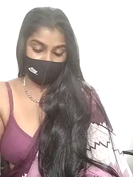 Chat +18 de Tamil_Azhaghi ao vivo