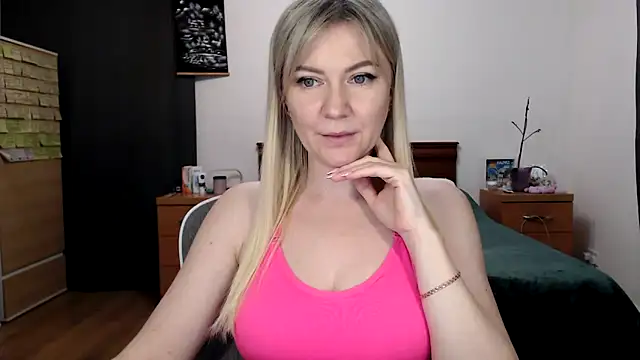 ParadiseAlinaのライブXXXチャット