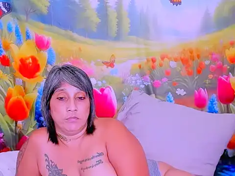 indianroxy live XXX chat