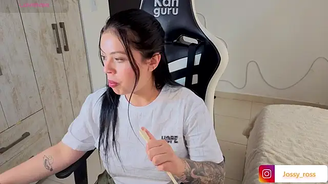 Victoryyy_ – Live XXX-chat