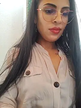 Astrid-- webkamerás műsora