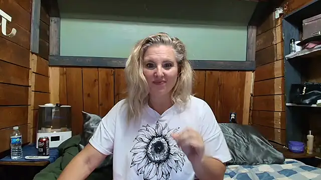 Chatroom XXX en direct de lisaxlovexxx