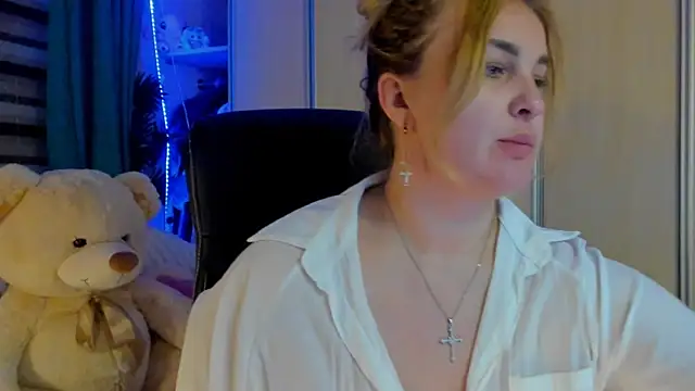 CoraSwon's Live XXX Chat