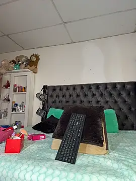 saragill323's Webcam Show