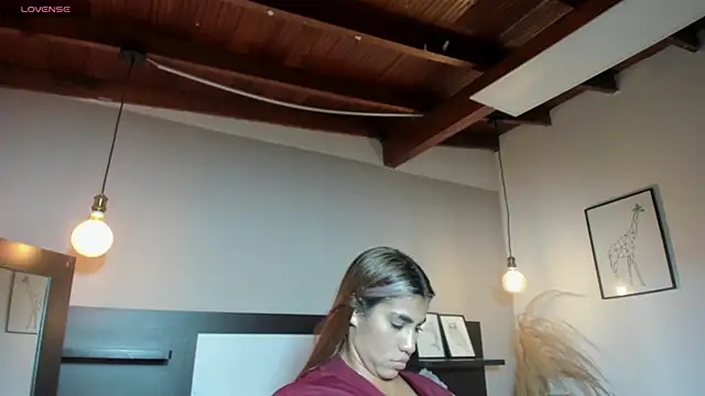 ZarahFoxx's Live XXX Chat