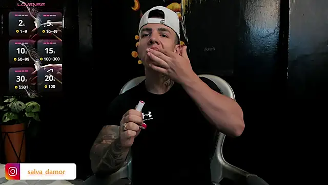 SalvatoreDmore Live XXX-chat