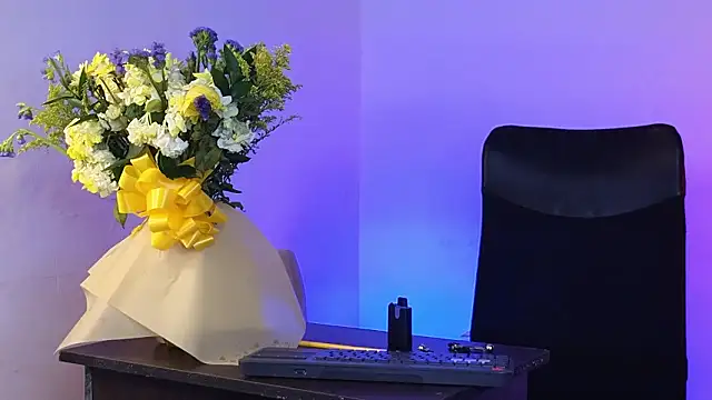 Blair_BigTits Chat XXX in diretta