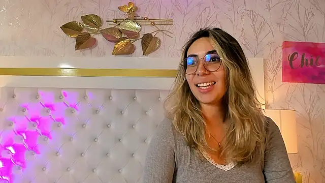 EimyBlake: вебкам-шоу