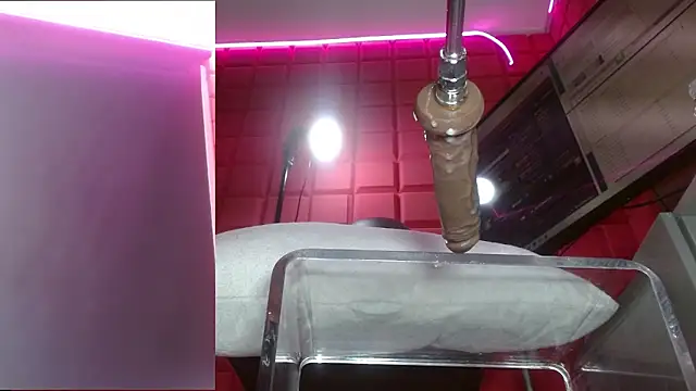 sammyEvans__ élő XXX-chatje